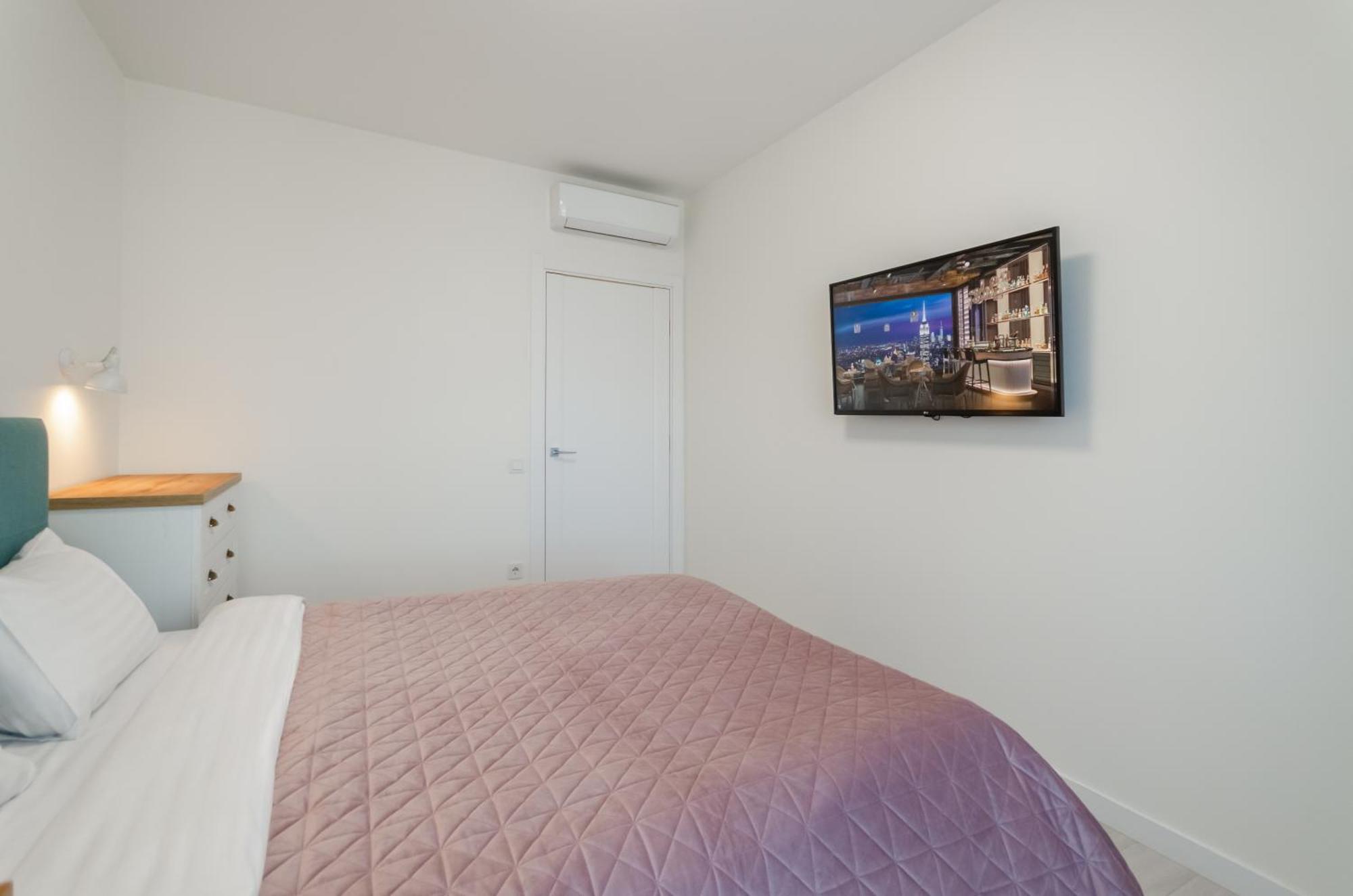 Petrovdom 234-241-86-96 In City View Apartments At Rc Kvartet,Near Central Railway Station Kiev Buitenkant foto