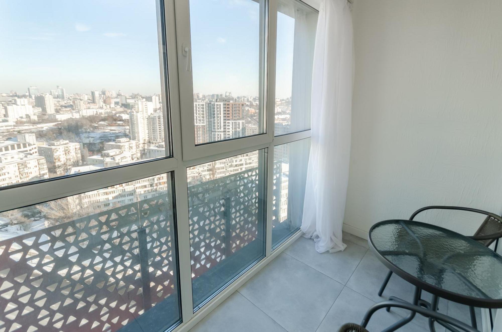 Petrovdom 234-241-86-96 In City View Apartments At Rc Kvartet,Near Central Railway Station Kiev Buitenkant foto